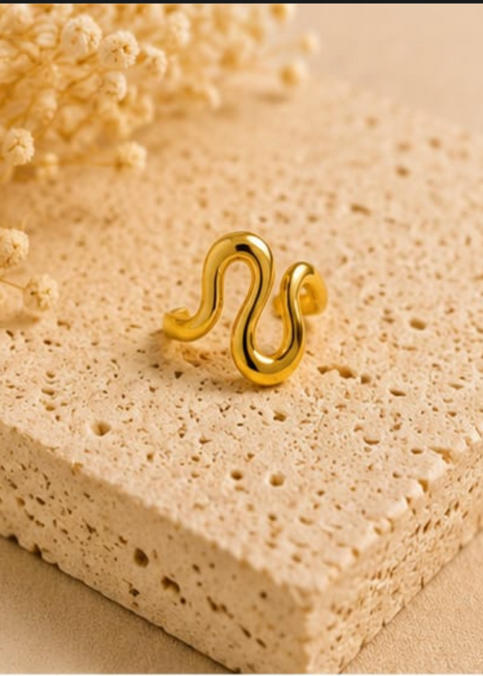 Golden Wave Adjustable Ring