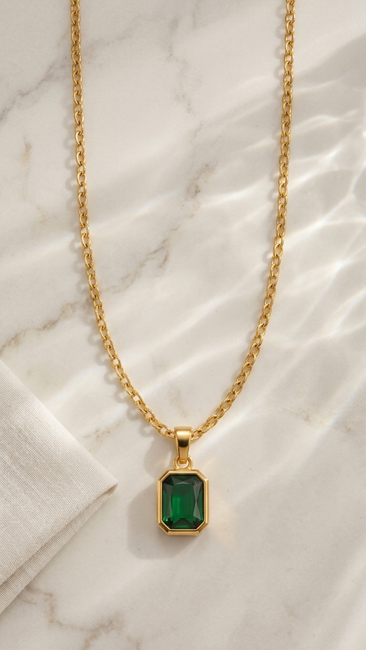 Emerald Luxe Pendant Necklace