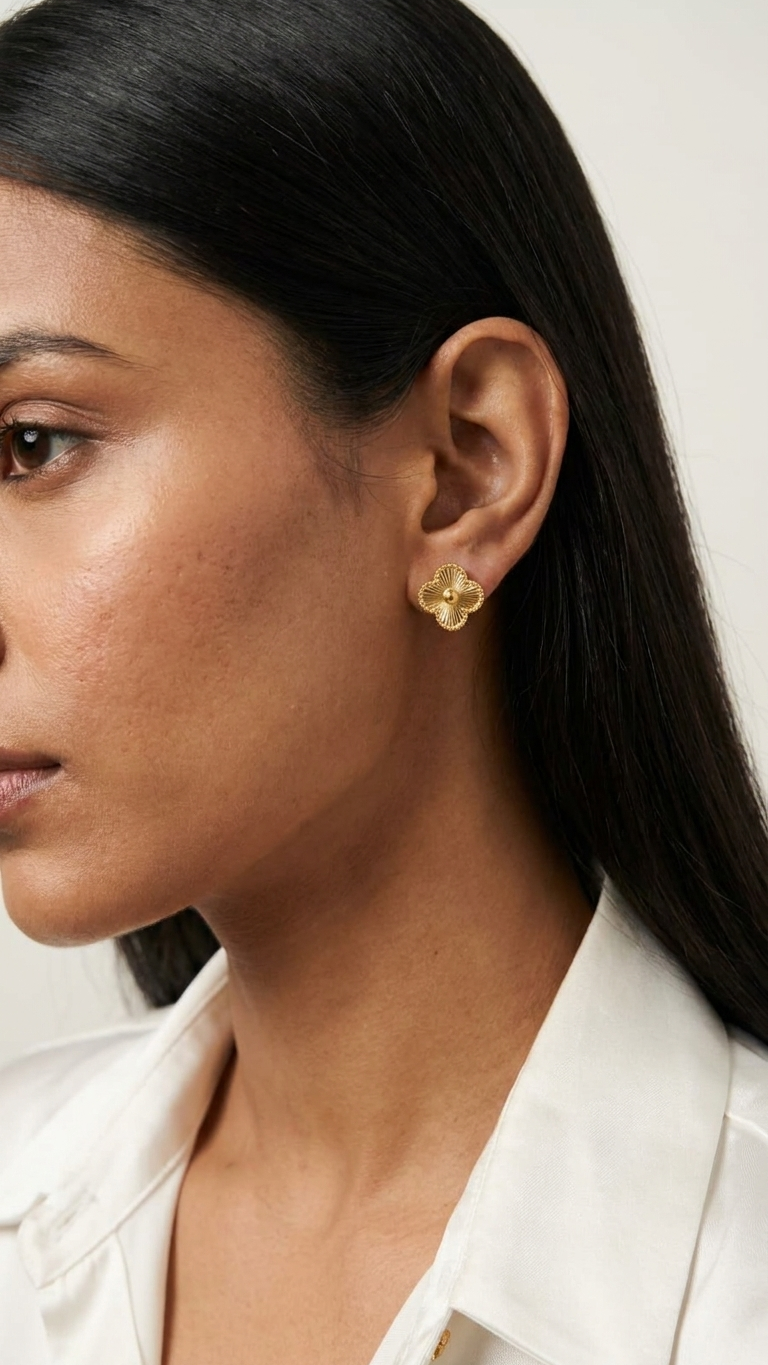 Aurelia Clover Stud Earrings