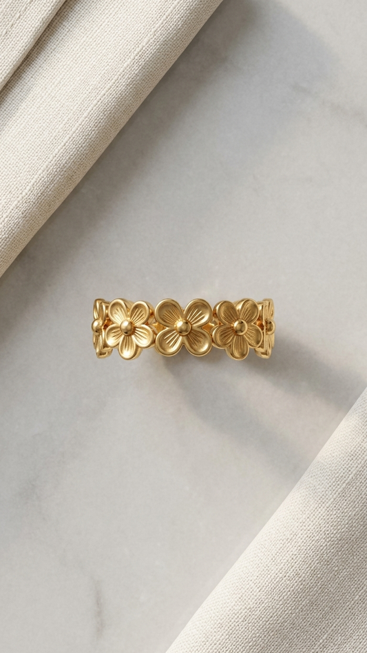 Golden Daisy Adjustable Ring